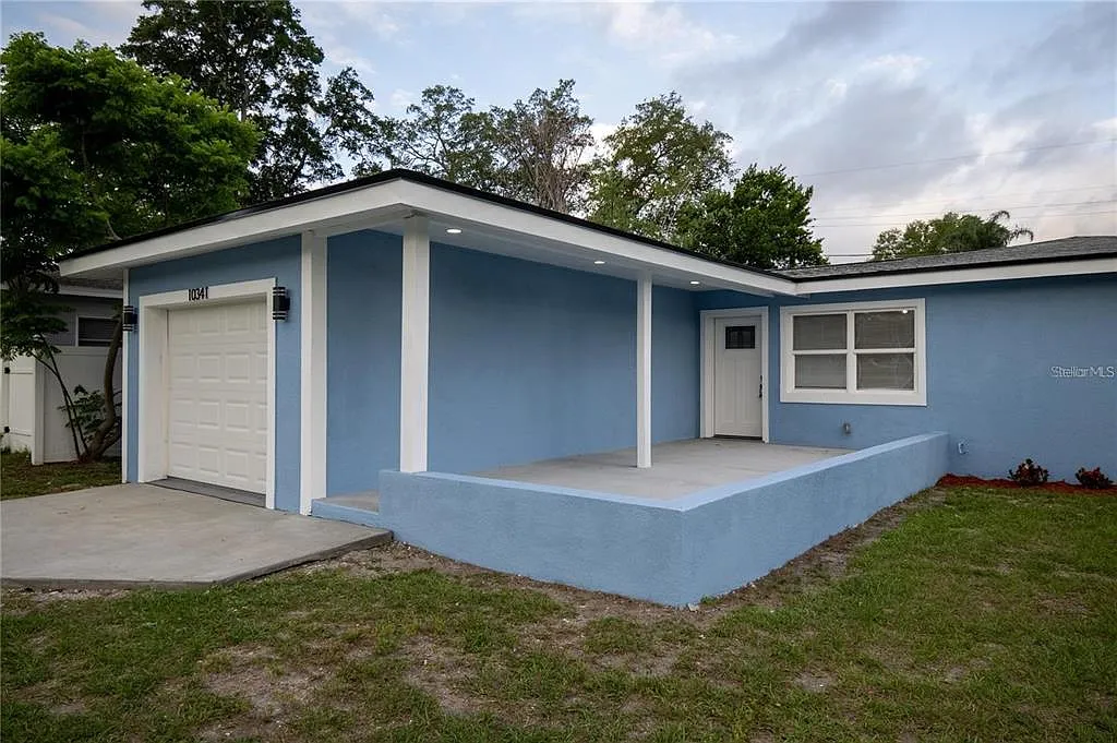 3 bed, 2.0 bath, 1596 sqft, $3,600 — Photo 1