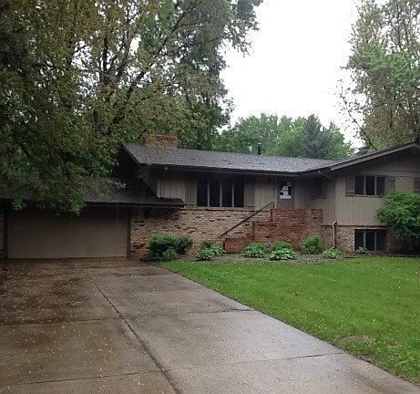 1st image of 18515 23rd Ave N