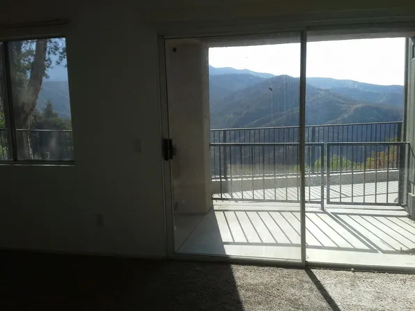 2564 Avenida Del Vis APT 103, Corona, CA 92882