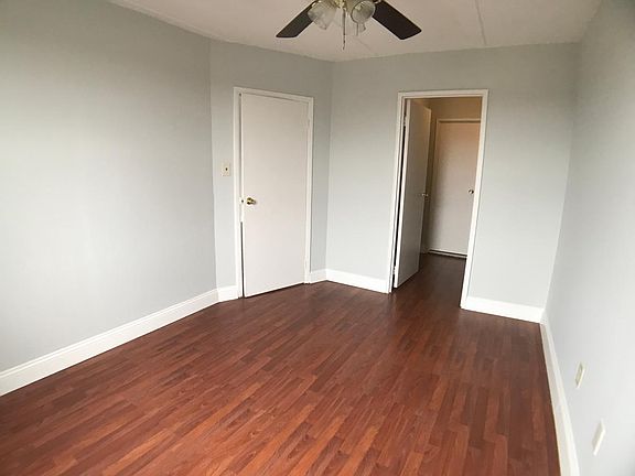 4th image of 35 Park Ave APT 4H