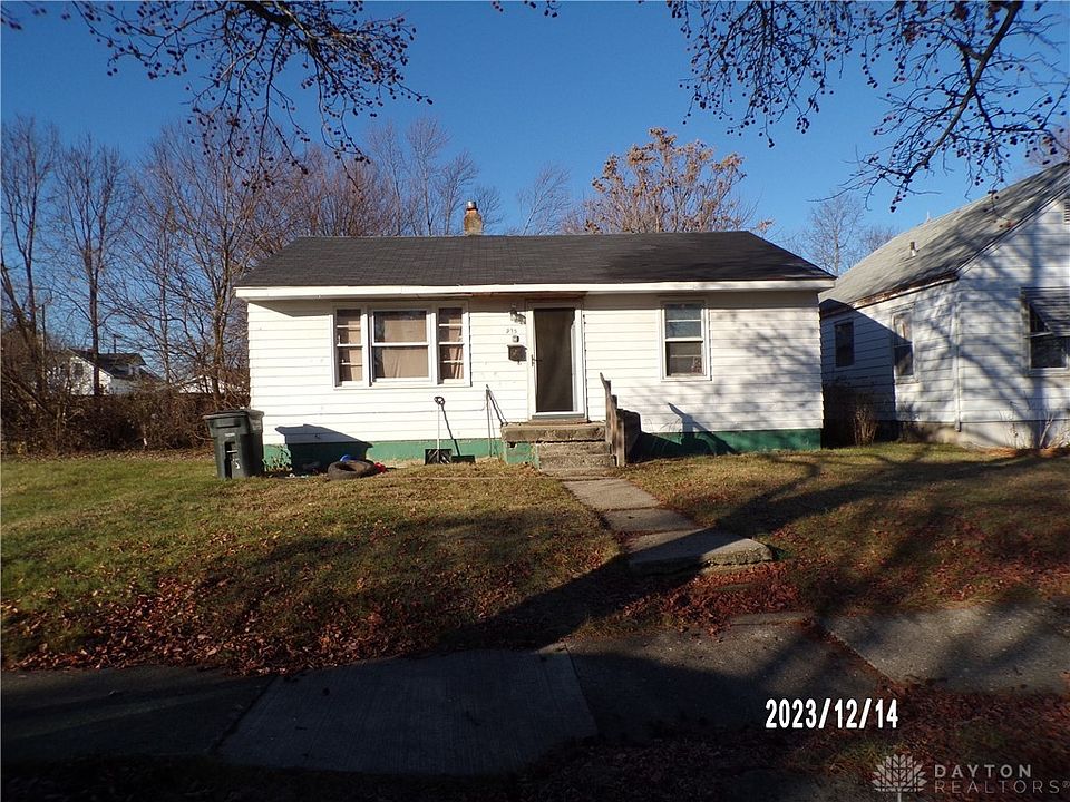 1st image of 915 N Upland Ave