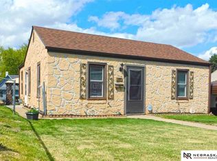 3378 W St, Omaha, NE 68107