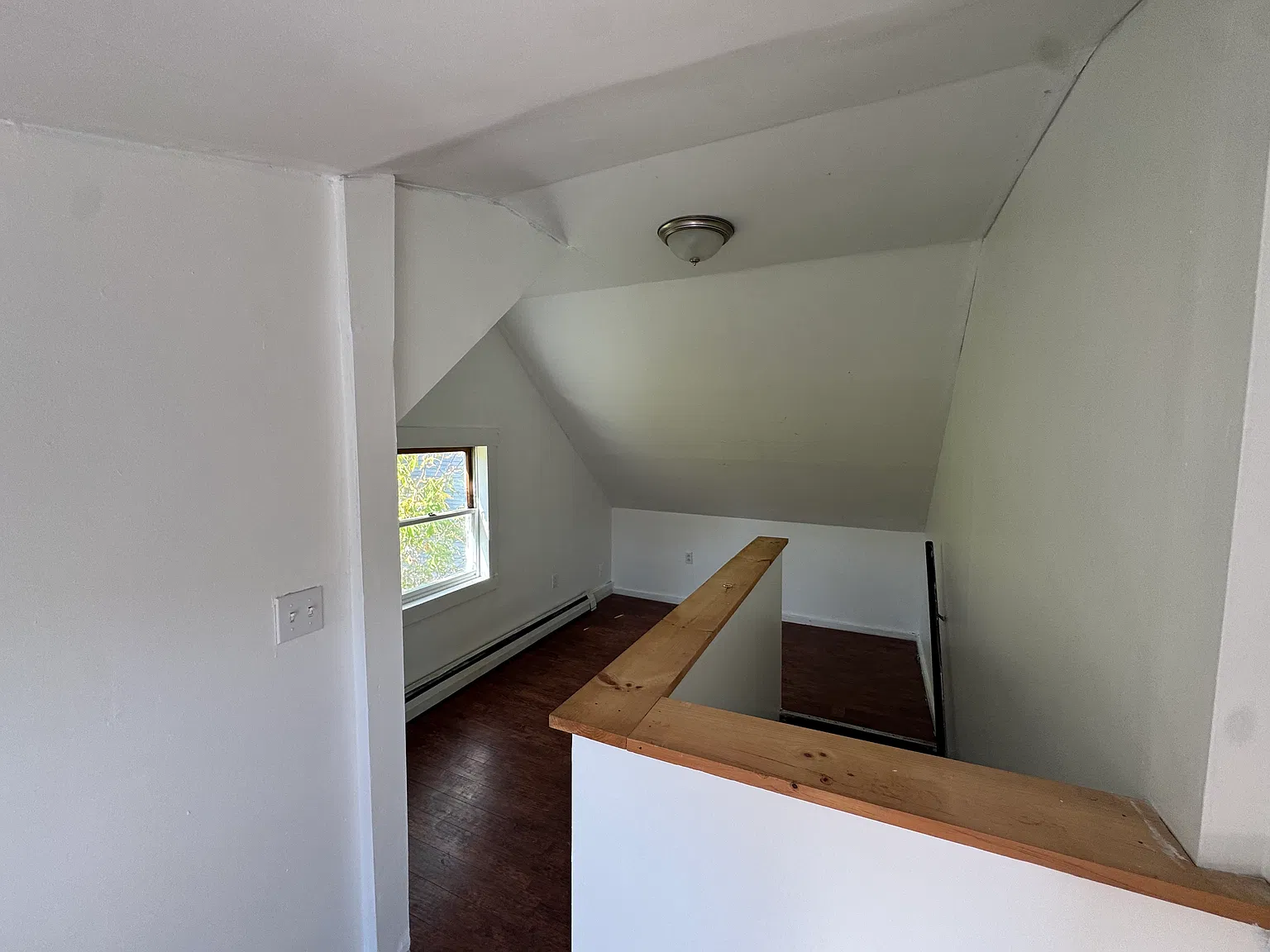 155 Pleasant St — Photo 2