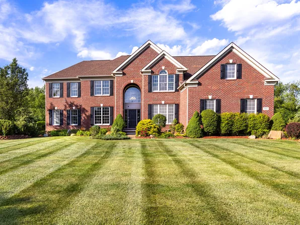 3552 Northbrooke Dr, Ypsilanti, MI 48198