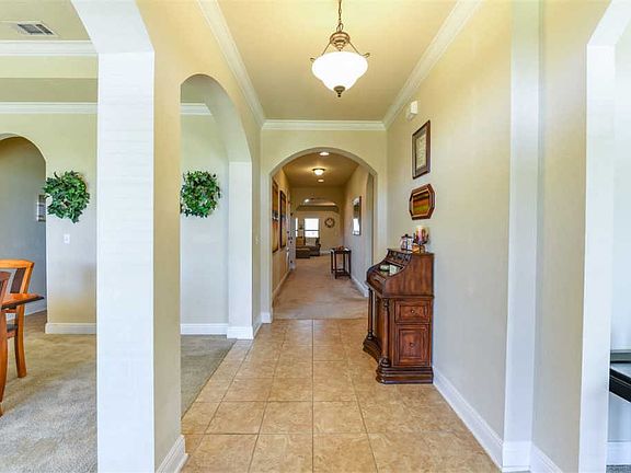 4th image of 924 Aberdeen Dr