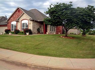 2302 S Silverdale Dr, Stillwater, OK 74074