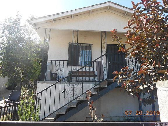4th image of 3271 Dundas St