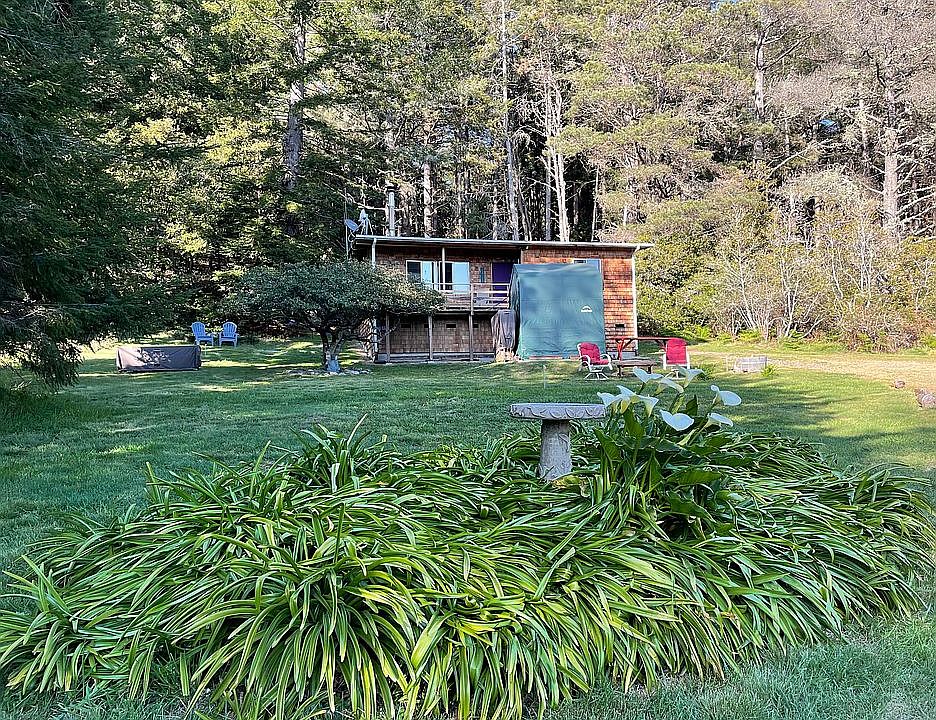 1st image of 46351 Iversen Dr