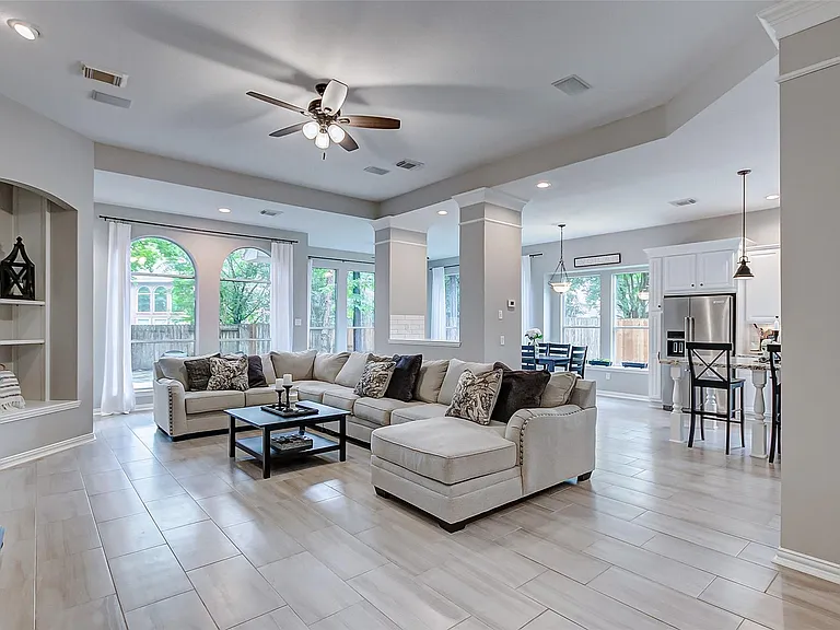 18207 Red Eagle Ct — Photo 19