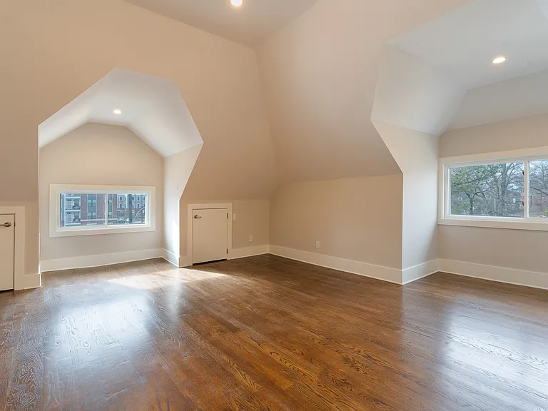 1544 Court Ave #3 — Photo 13