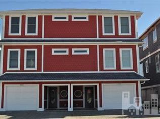 333 S Fort Fisher Blvd #B, Kure Beach, NC 28449