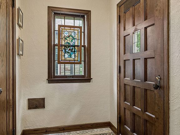 5th image of 5636 Edgewater Blvd