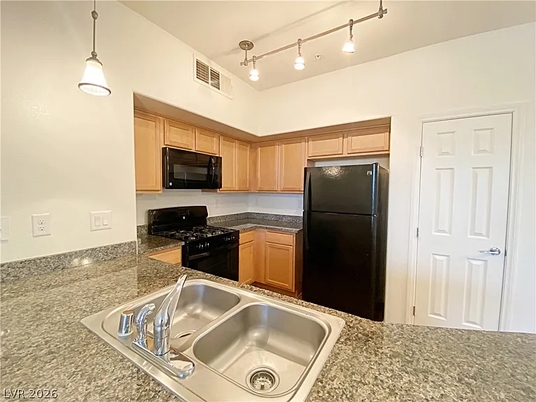 50 Aura De Blanco St #14104 — Photo 8