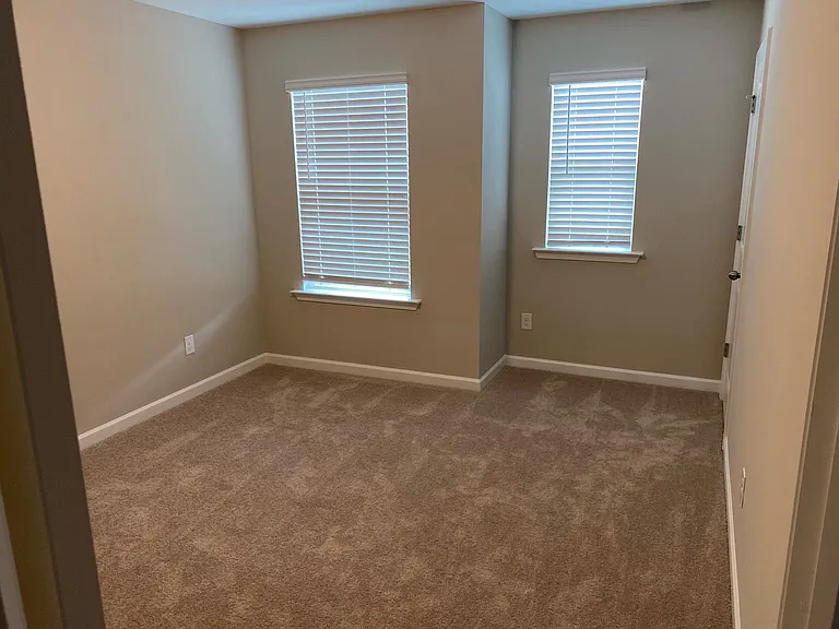 1363 Endicott Ct #1363 — Photo 9