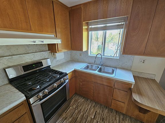 4th image of 21014 Annrita Ave