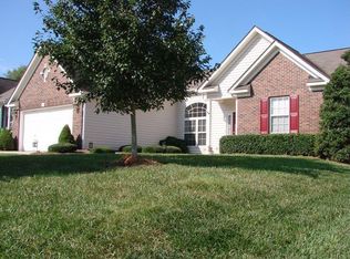 4715 Keeneland Ln, Charlotte, NC 28216