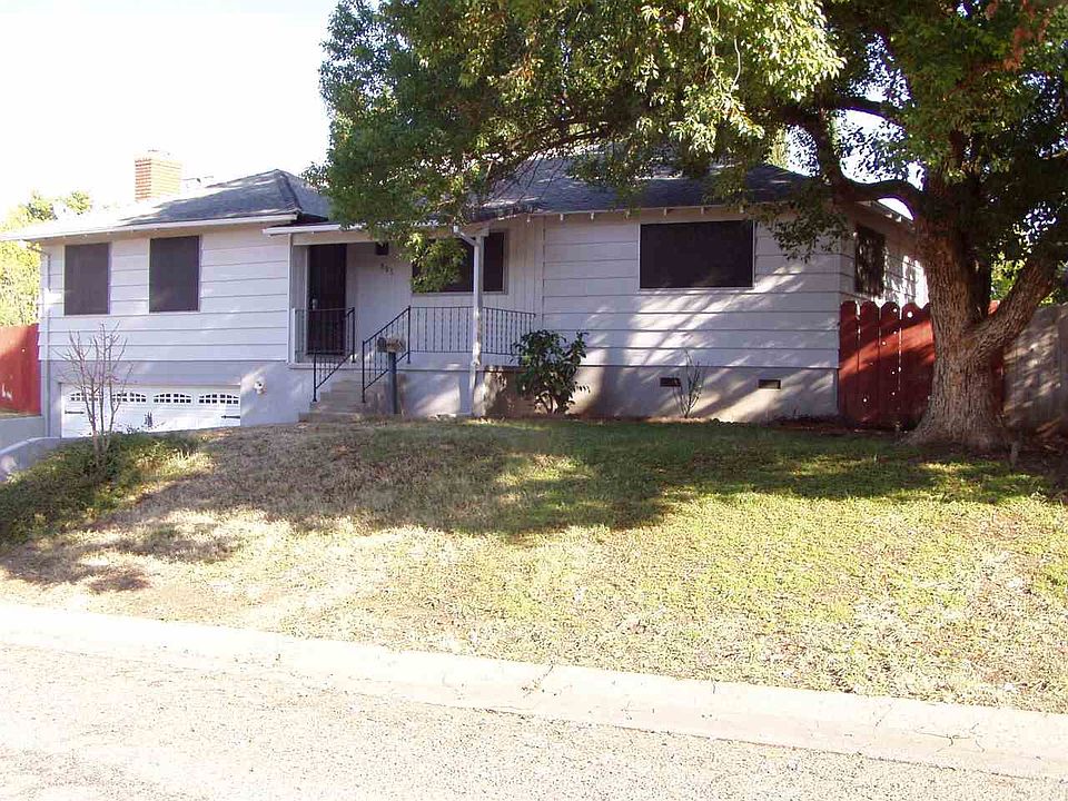 1st image of 805 Poplar Dr