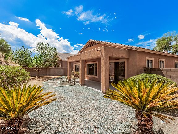 5th image of 60674 E Eagle Heights Dr