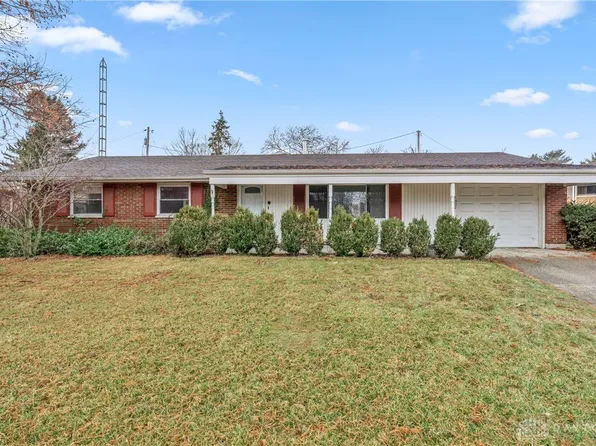 1932 N Detroit St, Xenia, OH 45385