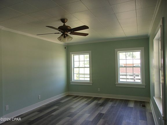 3rd image of 408 E Iowa Ave