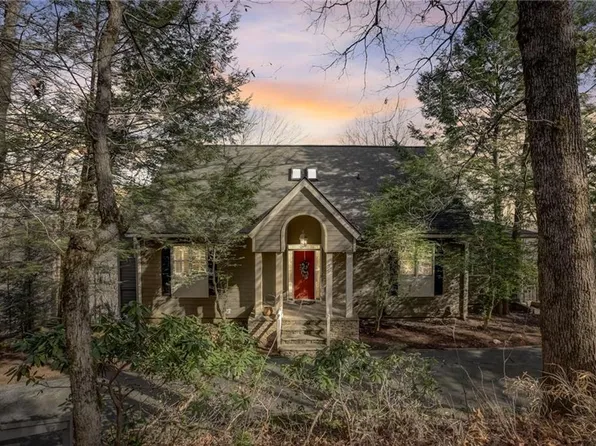 56 N Sanderlin Mountain Dr, Jasper, GA 30143