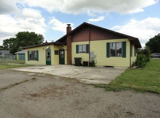 602 6th Ave NE, Hazen, ND 58545