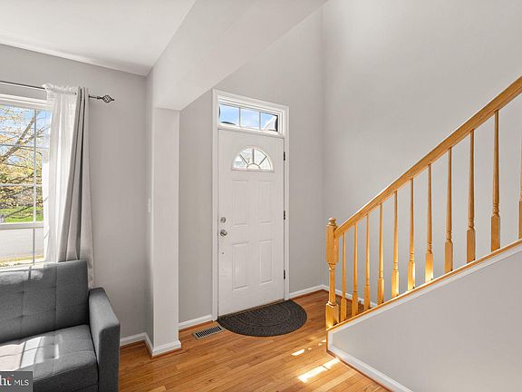 4th image of 14904 Greenhill Crossing Dr