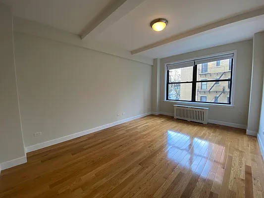 Rented by Stonehenge NYC LLC | media 14