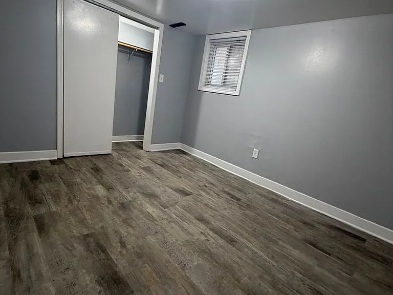4828 Melville Ave — Photo 15