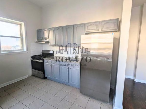 546-554 Prospect St Unit 11