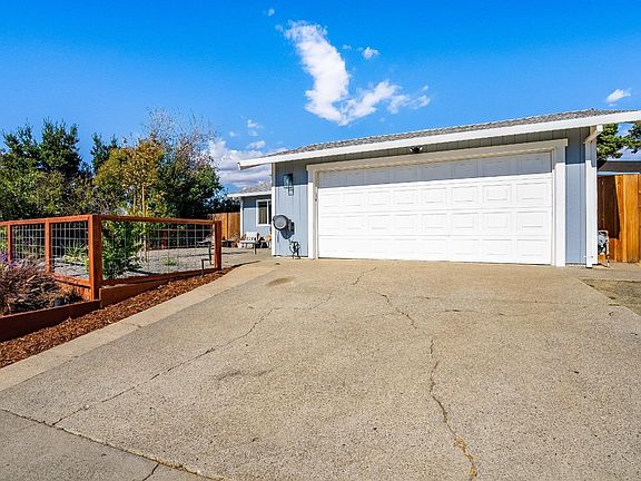 5th image of 134 Gill Way