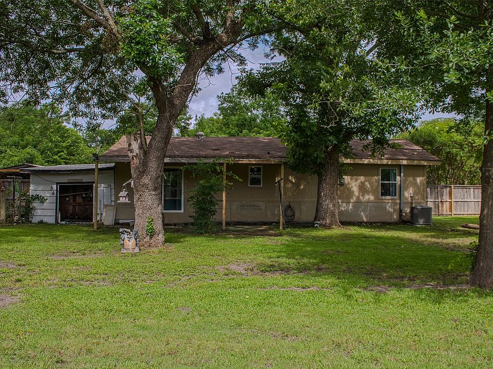 1st image of 250 NW 9th St