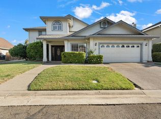 4710 Hardcastle Ln, Carmichael, CA 95608