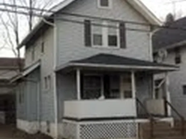 1037 Fairbanks Pl, Akron, OH 44306
