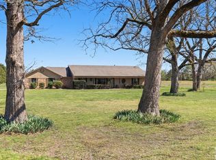 324 Fm 2789, De Kalb, TX 75559