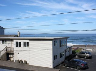 3303 SW Anchor Ave APT 3, Lincoln City, OR 97367