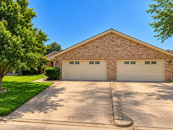 738 Carroll Ln, Lewisville, TX 75067