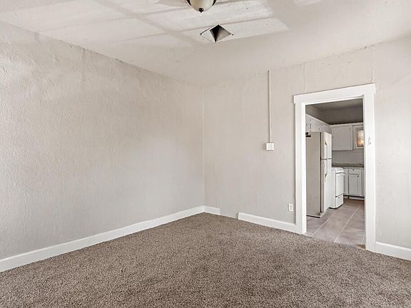 5th image of 103 N Seville Dr