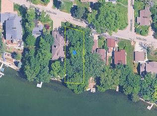 21803 W Lake Ave, Round Lake, IL
