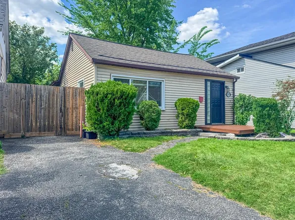 2529 Alexis Rd, Windsor, ON N8W 3Z6