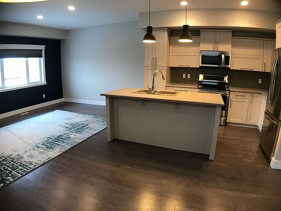 3rd image of 201 Collicott Dr