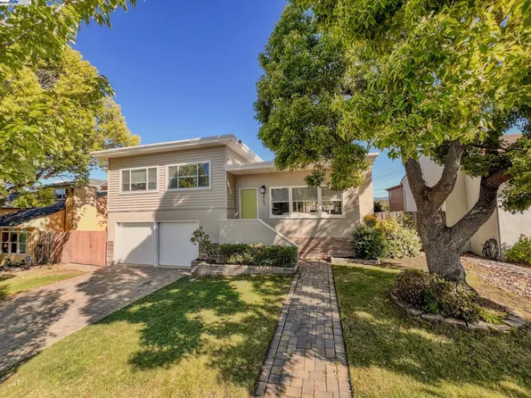 2863 Hastings Ave, Redwood City, CA 94061