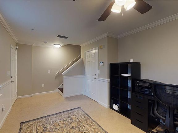 3rd image of 1003 Siena Park Blvd E