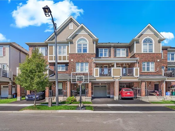 513 Fir Ct, Milton, ON L9E 1M3