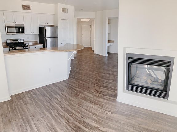 5th image of 2580 Northside Dr #312