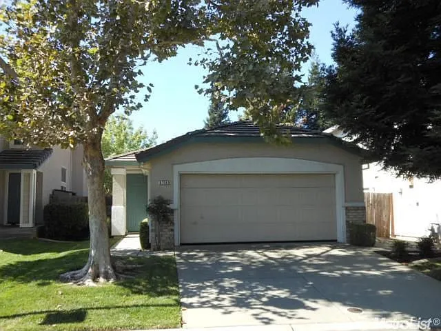 8756 Noble Fir Ln photo 1