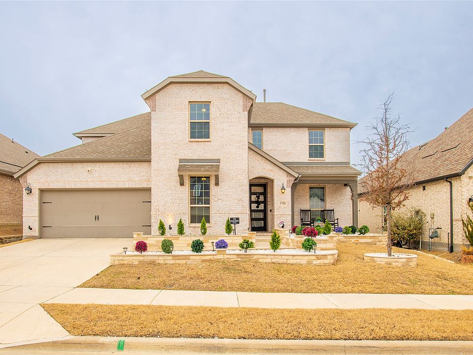 1st image of 1700 Hydrangea Ln