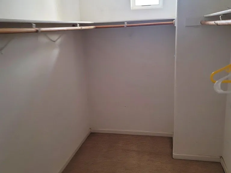 533 Stirling Ct — Photo 5