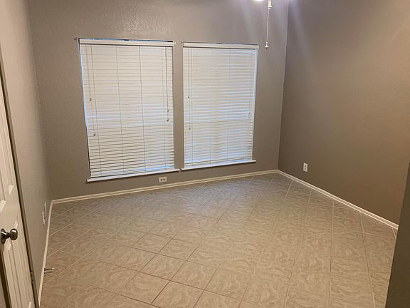 4th image of 8633 Datapoint Dr APT 257