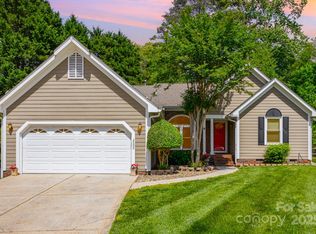 3200 Tallia Ct, Charlotte, NC 28269